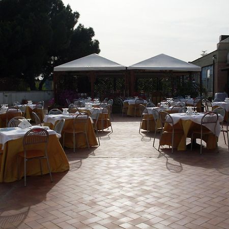 Villa Eur Parco Dei Pini Roma Esterno foto